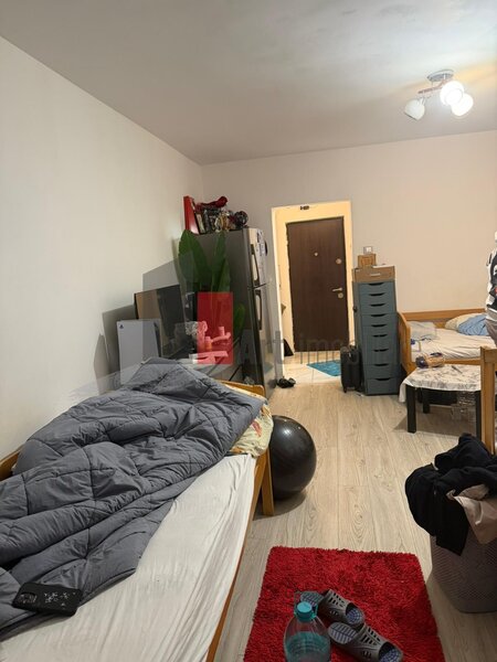 Dristor, la 50 m de metrou, garsoniera moderna, ideala investitie sau locuinta.