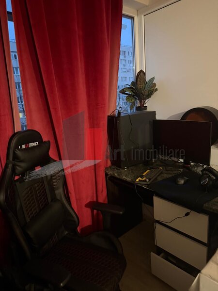 Dristor, la 50 m de metrou, garsoniera moderna, ideala investitie sau locuinta.