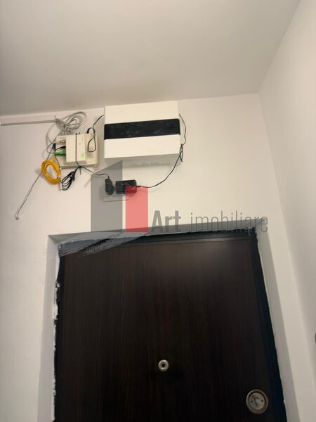 Dristor, la 50 m de metrou, garsoniera moderna, ideala investitie sau locuinta.